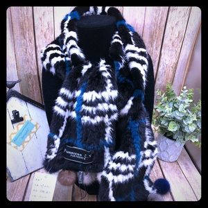 Genuine fur scarf in plaid design with Pom poms